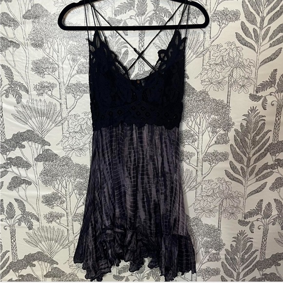 Free People Adella Black Tie
Dye Slip Dress - Size M - Picture 2 of 4
